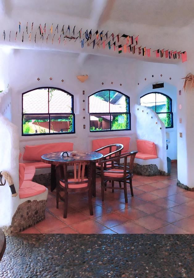 Hotel La Hasienda Kupang (East Nusa Tenggara) Exterior foto